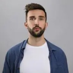 Julien R.